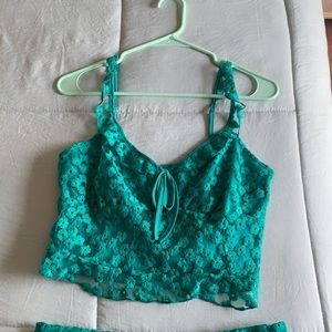 LULUS EMERALD GREEN TWO PIECE SET